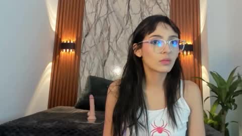 abbybennett1 online show from 11-08-25, 10:59
