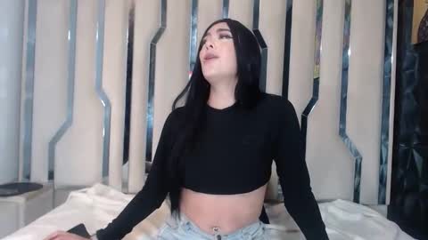 AbbyCuteh online show from 12-14-25, 01:55