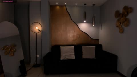 Snapshot of abbydalton chatting on 02-19-26, 07:10 Abby Dalton online show from 02-19-26, 07:10