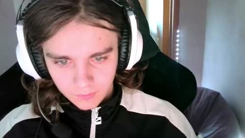 abbysal_blade online show from 11-14-25, 06:12