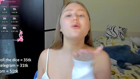 Snapshot of abbywyte chatting on 02-23-25, 03:40 Abby Stream at Sat Sun Mon Fri online show from 02-23-25, 03:40