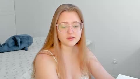 Abby    Stream at Sat  Sun  Mon  Fri online show from 02-22-26, 02:26