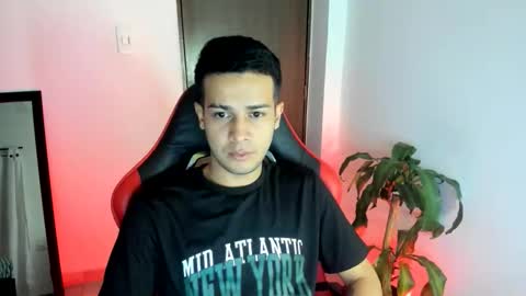 Independence model AbelAsburgo online show from 05-21-26, 02:51