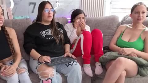 abella_as_ online show from 03-03-26, 01:28