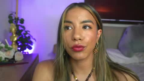 Snapshot of abiee__ chatting on 06-24-26, 11:04 Abie online show from 06-24-26, 11:04