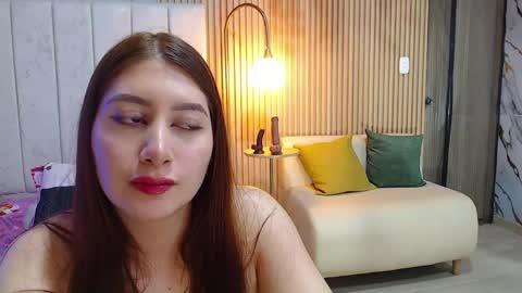 abigailowensss online show from 05-13-26, 06:44