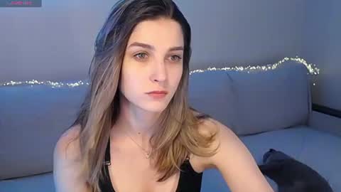 Snapshot of abigailwills chatting on 08-07-26, 01:02 Abigail online show from 08-07-26, 01:02