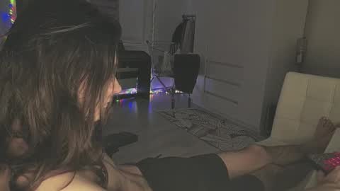 hi  cum in pvt noi extra tip online show from 11-16-25, 02:00