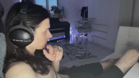 Snapshot of abobus123 chatting on 02-22-26, 02:04 hi cum in pvt noi extra tip online show from 02-22-26, 02:04