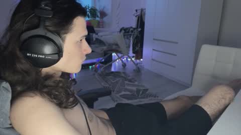 Snapshot of abobus123 chatting on 02-25-26, 01:54 hi cum in pvt noi extra tip online show from 02-25-26, 01:54