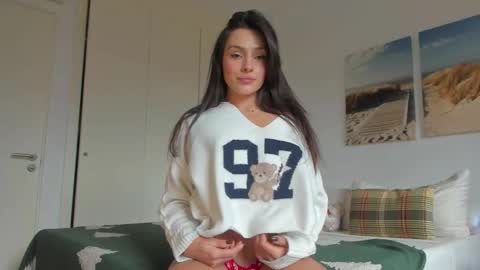 Helena online show from 12-21-25, 11:06