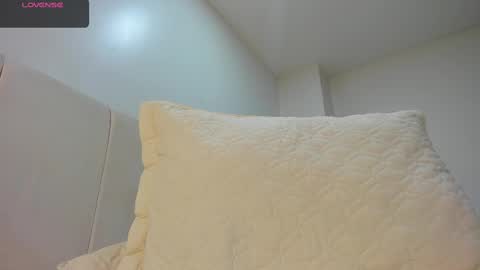 AbrilSonne online show from 02-28-25, 12:54