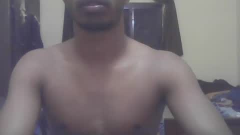 Snapshot of abusaada20 chatting on 01-04-25, 04:11 Thefitguy online show from 01-04-25, 04:11