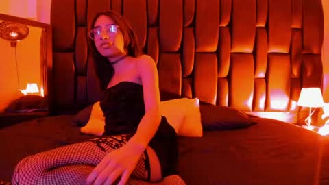 Abby online show from 05-05-26, 05:04