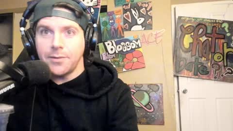 Snapshot of aceshadowz chatting on 12-30-24, 01:14 Mike online show from 12-30-24, 01:14