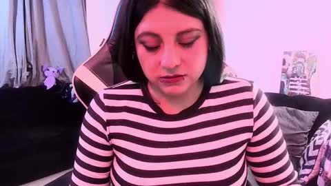 Alice online show from 05-23-26, 01:33