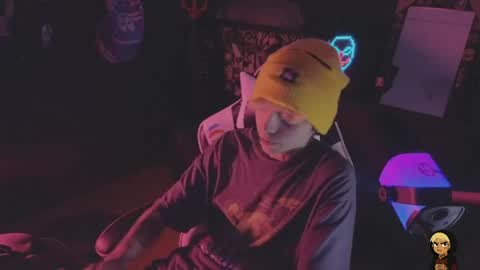 Acid Milo online show from 05-07-26, 09:42