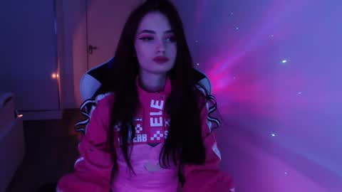 Snapshot of ackerm4n chatting on 11-03-25, 05:03 Mikasa online show from 11-03-25, 05:03