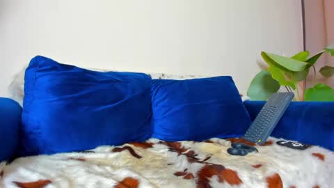 Snapshot of ackerman_eren_ chatting on 02-06-25, 01:43 R. online show from 02-06-25, 01:43