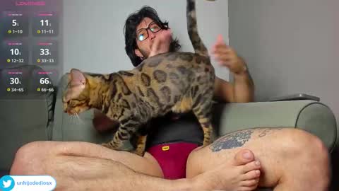 R. online show from 03-10-26, 10:20