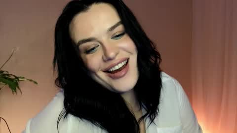 my inst   love inside 17 online show from 03-11-25, 10:42