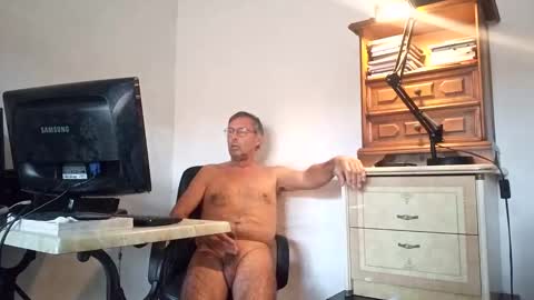 actifboy06 online show from 01-01-25, 03:14
