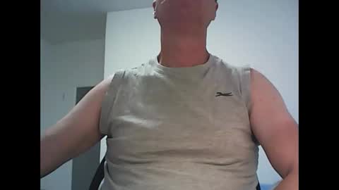Snapshot of active147 chatting on 05-08-26, 10:26 active147 online show from 05-08-26, 10:26