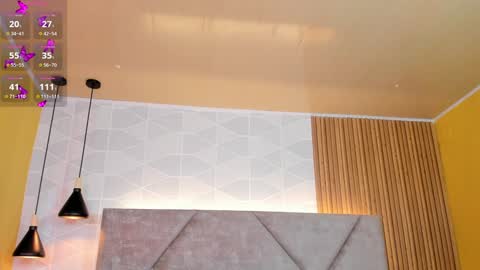 Snapshot of ada__lee_ chatting on 02-05-25, 11:23 Antonella online show from 02-05-25, 11:23