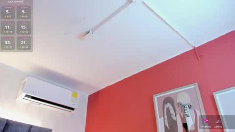 Antonella  online show from 12-18-25, 01:55