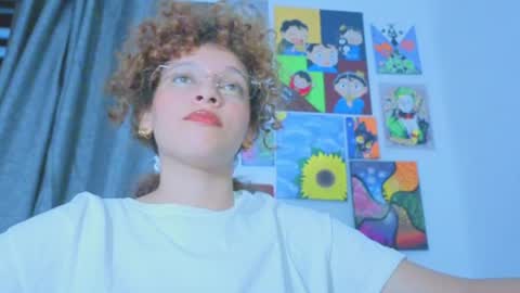 Snapshot of ada_gales_ chatting on 06-18-26, 03:29 Isa online show from 06-18-26, 03:29