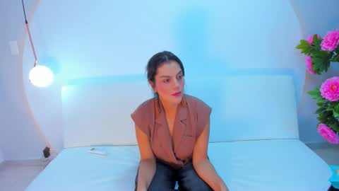    online show from 12-17-25, 02:12