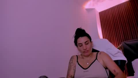 Snapshot of ada_oconnor_x_ chatting on 02-09-26, 04:22 ada oconnor x ..flaca..bella online show from 02-09-26, 04:22
