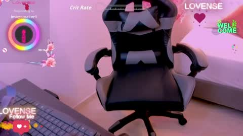 Snapshot of ada_oconnor_x_ chatting on 07-10-26, 05:37 ada oconnor x ..flaca..bella online show from 07-10-26, 05:37