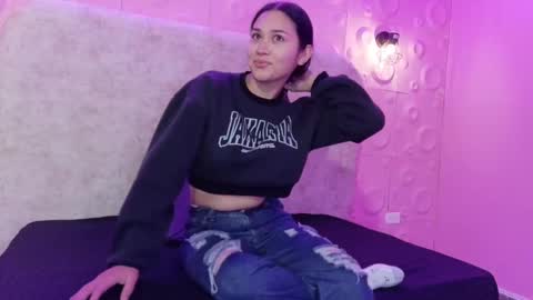 Snapshot of adaira31 chatting on 11-03-25, 02:57 Adaira online show from 11-03-25, 02:57