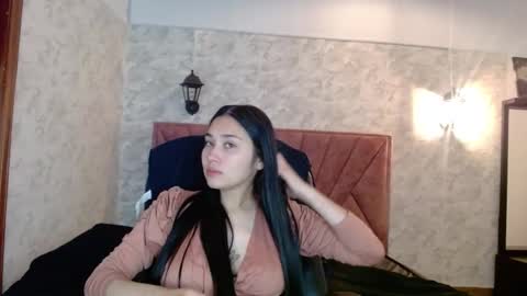 Adaira online show from 11-30-25, 03:32