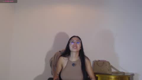 Snapshot of adaira31 chatting on 06-28-26, 05:19 Adaira online show from 06-28-26, 05:19