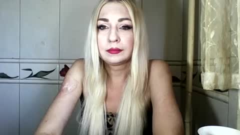 Snapshot of adajuliettesx chatting on 07-19-26, 01:37 AdaJuliettesx online show from 07-19-26, 01:37