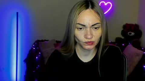 Adalina online show from 04-19-26, 05:23