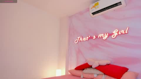 Snapshot of adalyn_cute chatting on 07-18-26, 11:47 Adalyn Cute online show from 07-18-26, 11:47