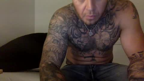 Snapshot of adam00515000 chatting on 06-18-26, 09:14 adam00515000 online show from 06-18-26, 09:14