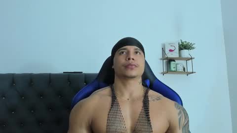 adam boss online show from 03-10-26, 08:41