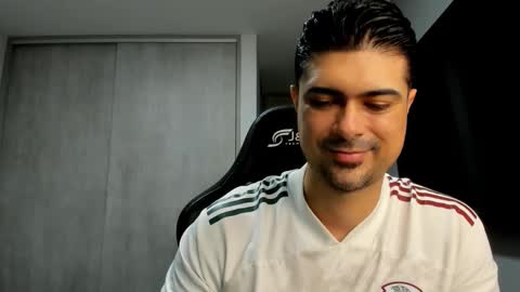 adam clarke online show from 03-06-26, 02:08