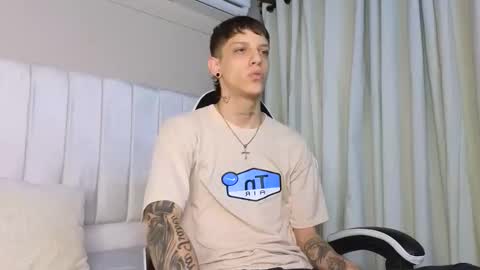 Snapshot of adam_hard_ chatting on 09-15-25, 07:14 Adam online show from 09-15-25, 07:14