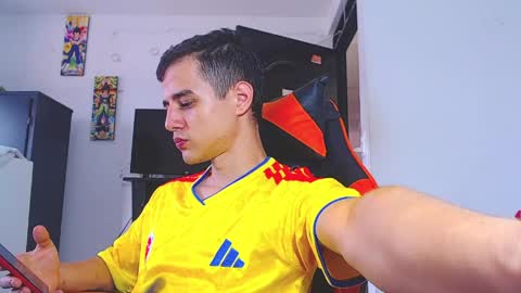 adam hot11 online show from 03-29-26, 09:59