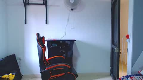 adam hot11 online show from 05-28-26, 03:31