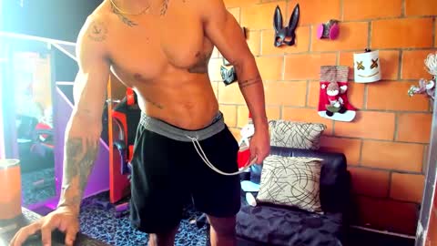 Adam Valencia online show from 12-10-24, 06:06