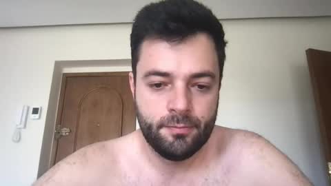Snapshot of adamagreen99 chatting on 07-18-26, 10:41 Alberto online show from 07-18-26, 10:41