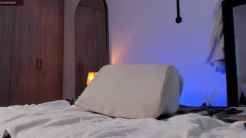 adambrocs1 online show from 11-16-25, 09:20