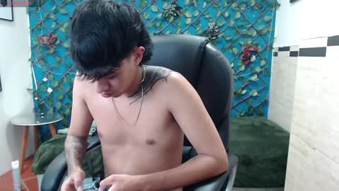 Adam online show from 01-02-25, 10:44