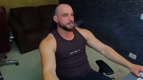 Snapshot of adamjameson chatting on 06-26-26, 05:34 AdamJameson online show from 06-26-26, 05:34